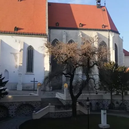 New Oldtown Near St Martin Cathedral, Ac, Balcony *